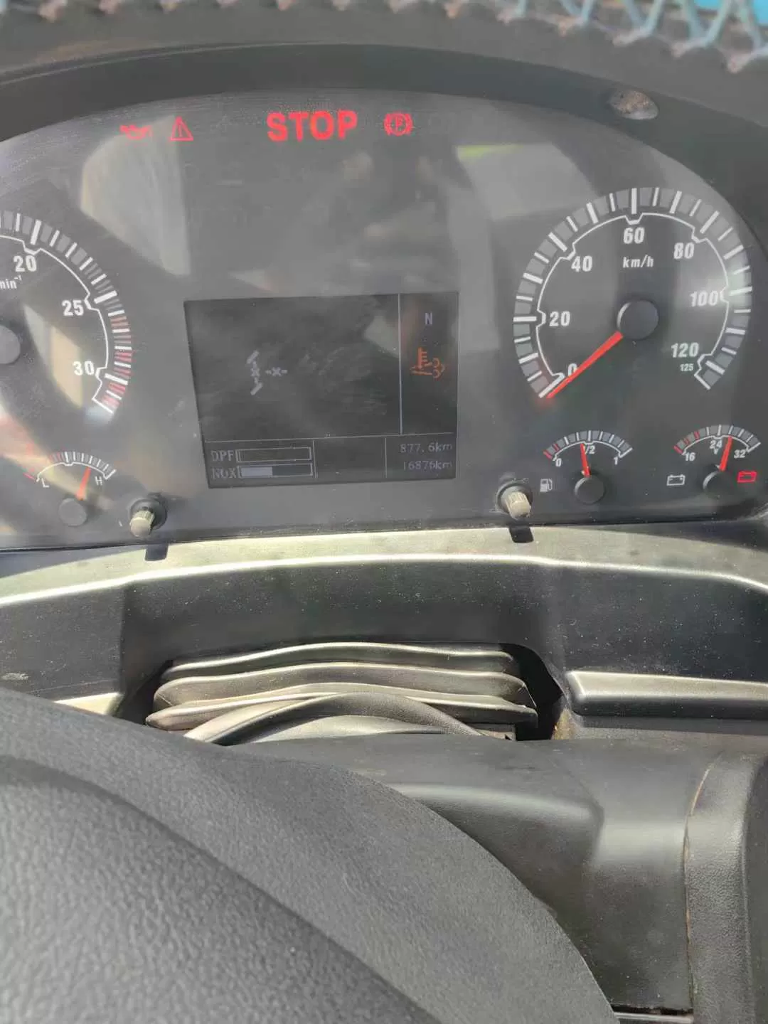 76K USD 2021 Zoomlion-Sitrak 38m truck mounted concrete pump