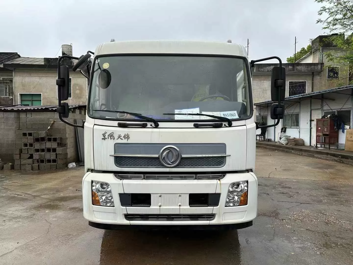 2021 XCMG-Dongfeng 10022 Line pump