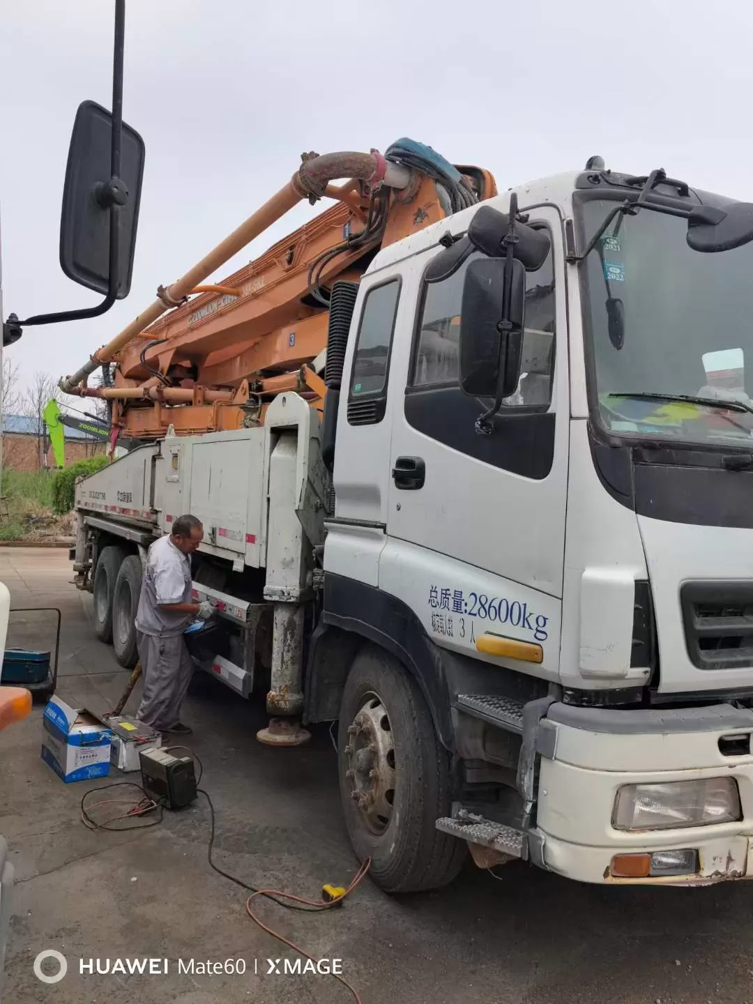 2013 Zoomlion-Cifa 38m truck mounted concrete pump