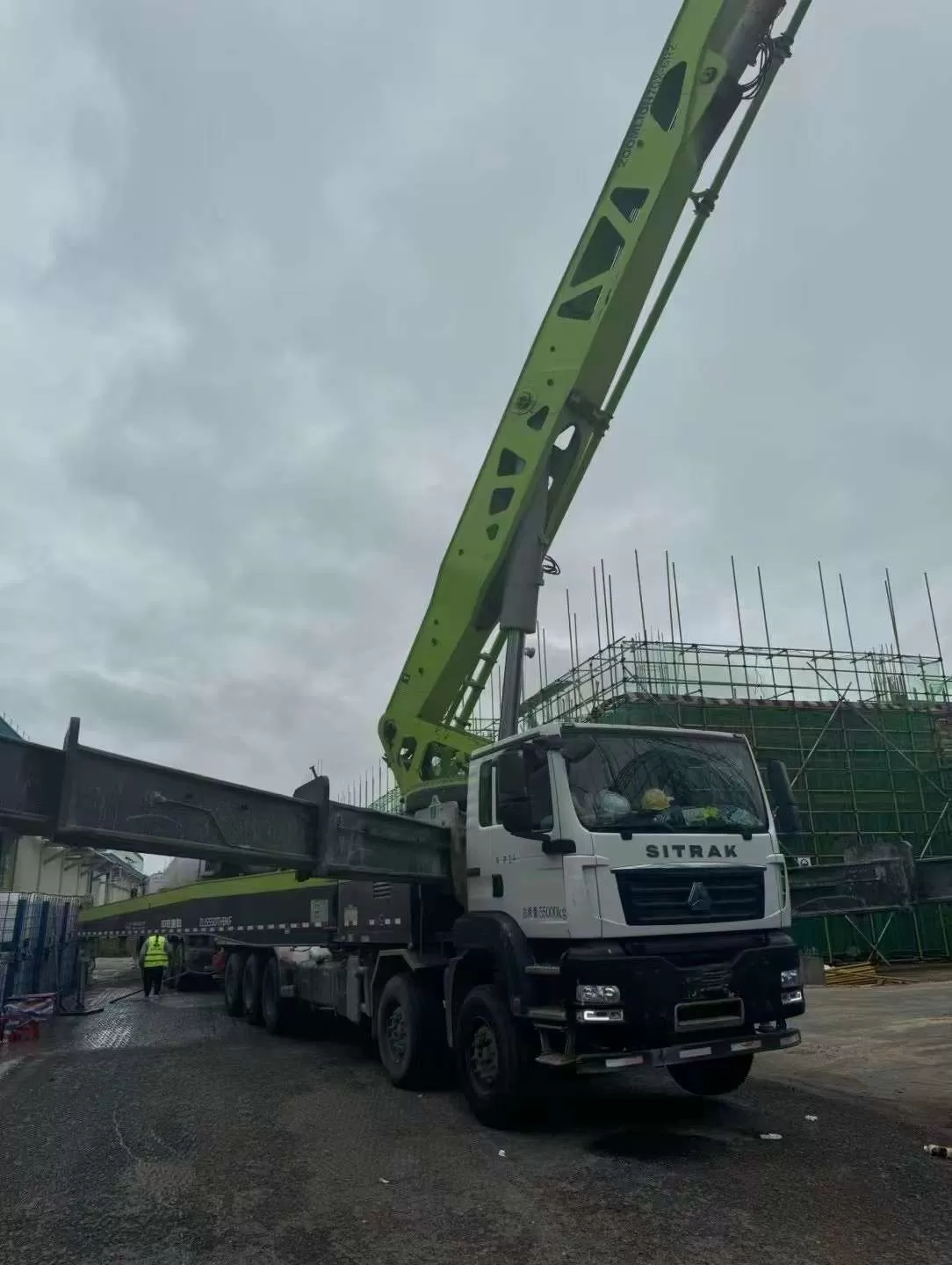 2022 Zoomlion-Sitrak 70m truck mounted concrete pump