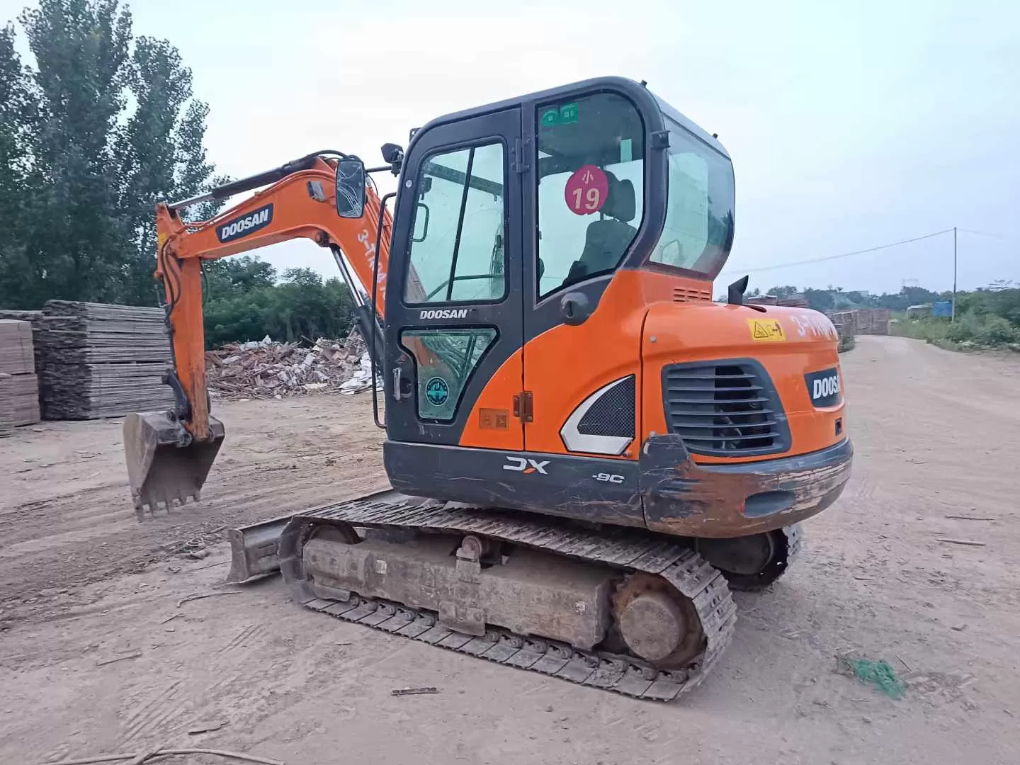 petite pelle sur chenilles doosan 60w 2021