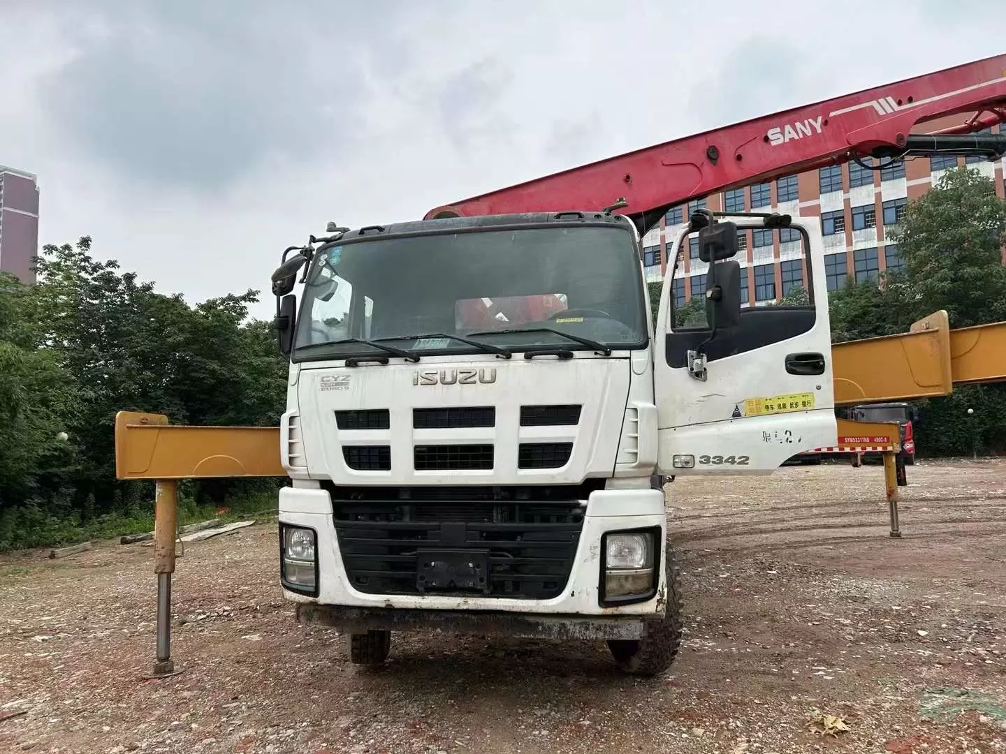 2018 Sany-Isuzu 49m truck mounted concrete pump