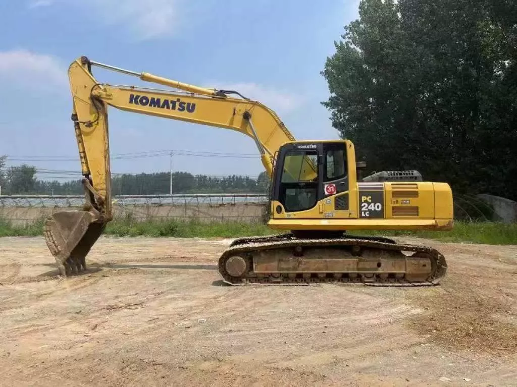 excavadora de orugas mediana komatsu 240lc 2018