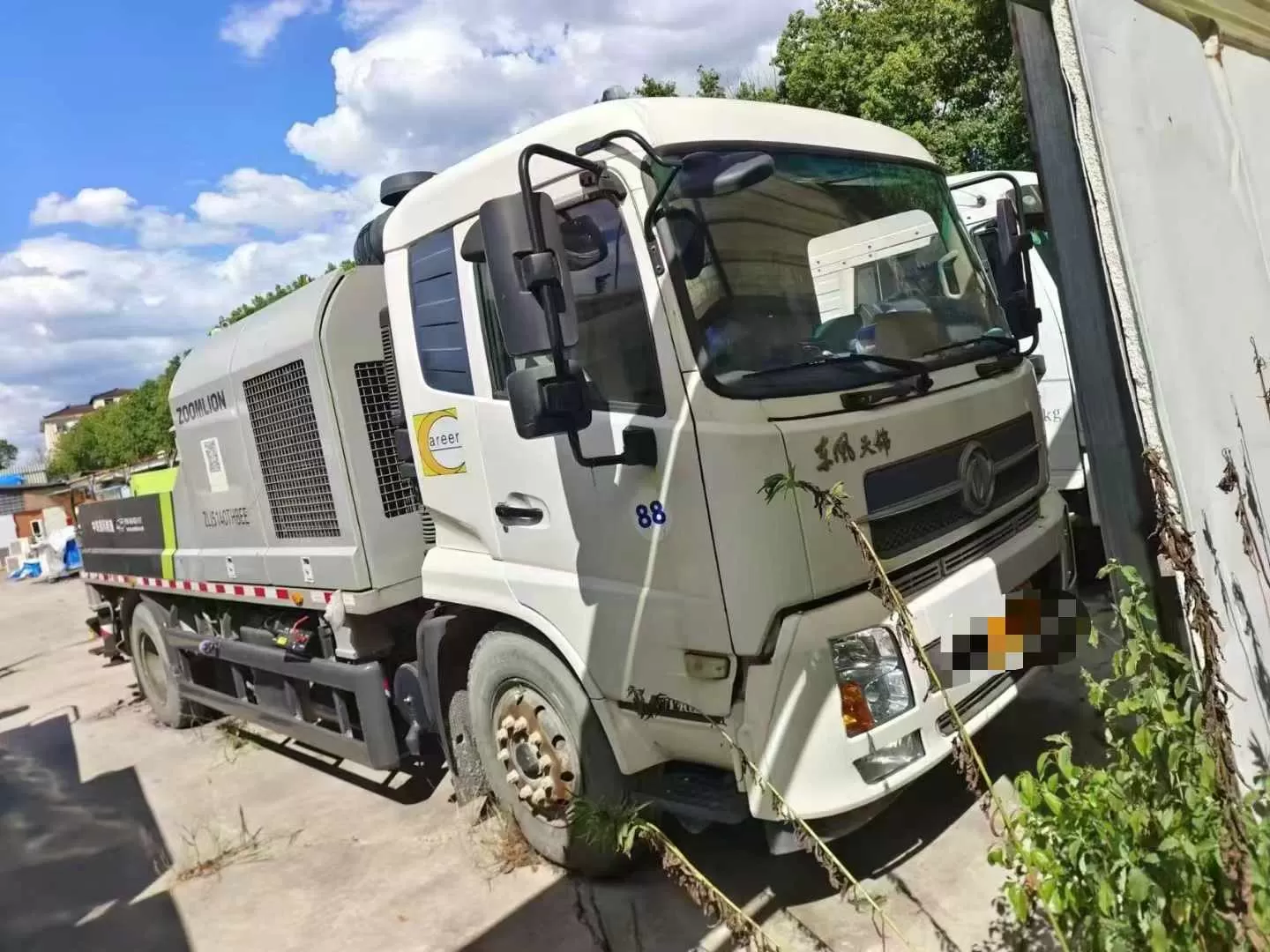 29K USD 2020 Zoomlion-Dongfeng 10020 line pump