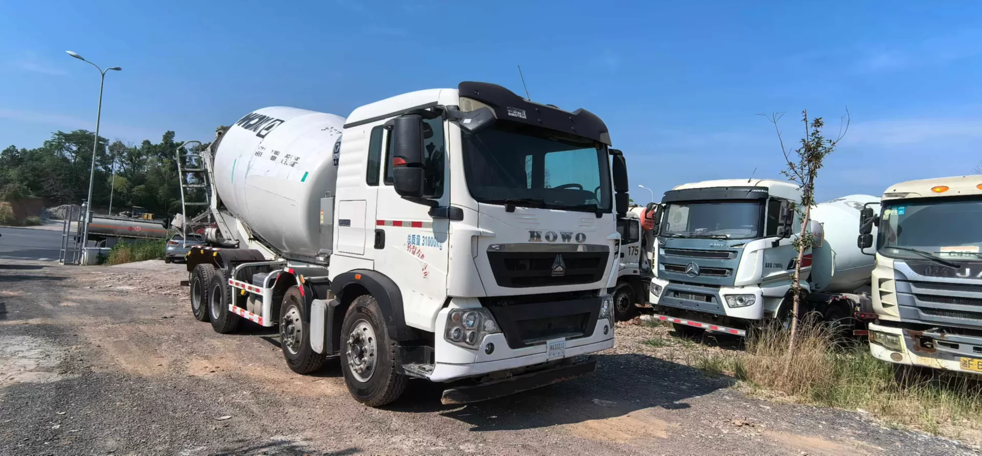 camion malaxeur xcmg-howo 12m3 2020