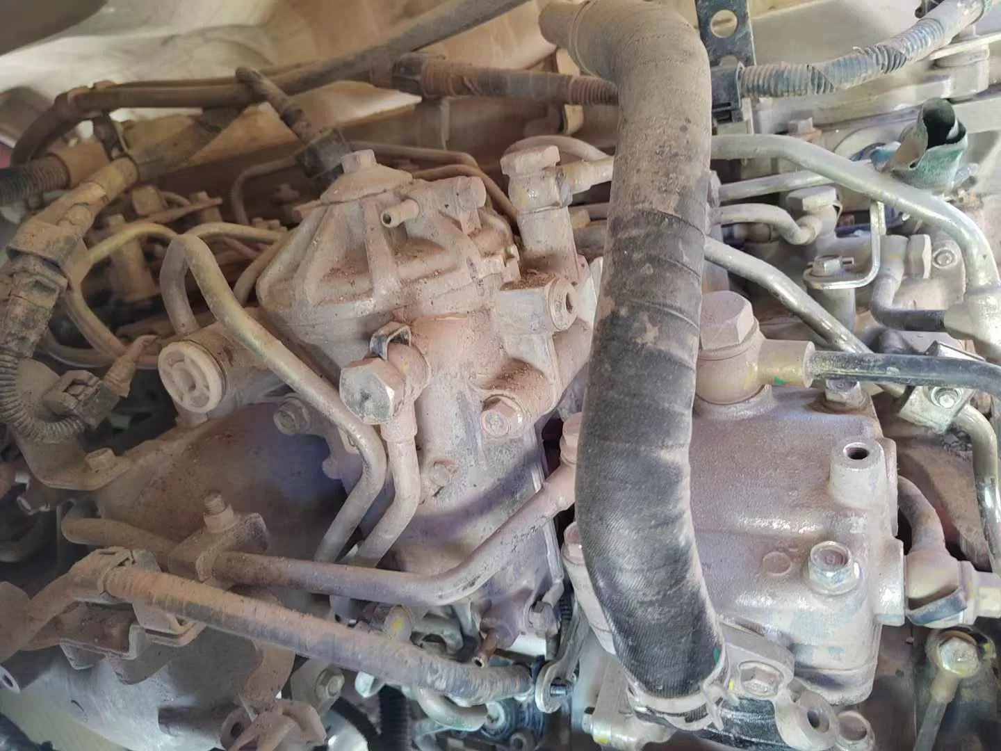 76K USD 2021 Sany 37m truck mounted concrete pump