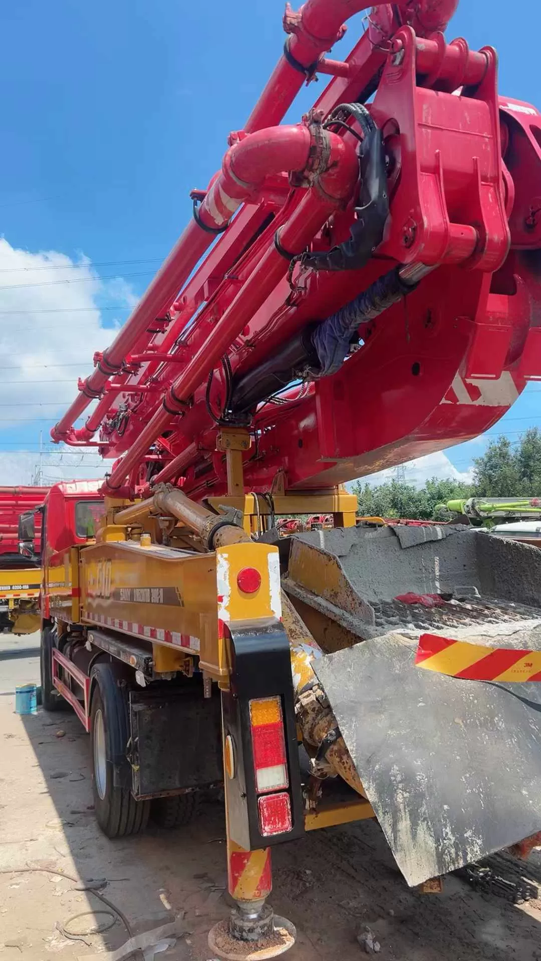 bomba de hormigón montada sobre camión sany 2021 de 39 m