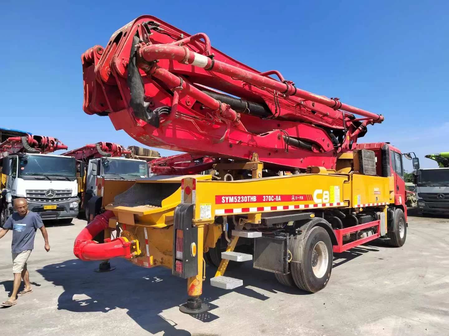 76K USD 2021 Sany 37m truck mounted concrete pump