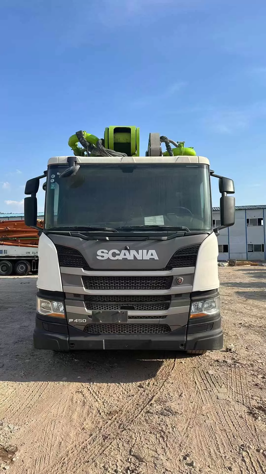 pompe à béton montée sur camion zoomlion-scania 67m 2021