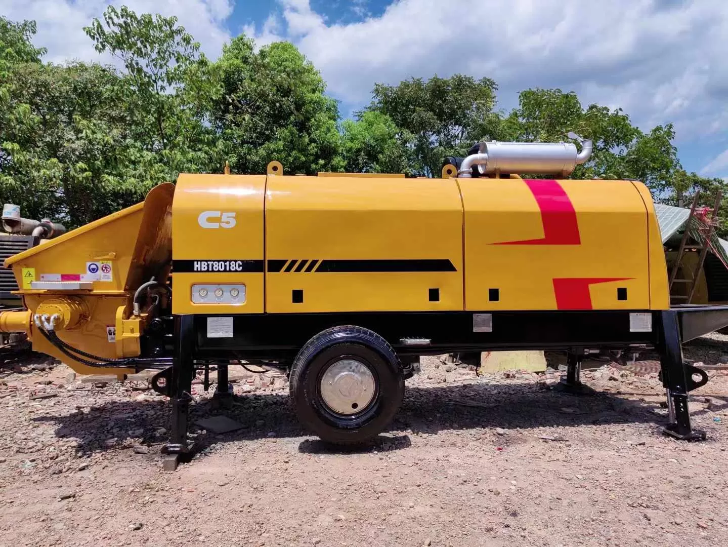 2020 Sany 8018  trailer pump